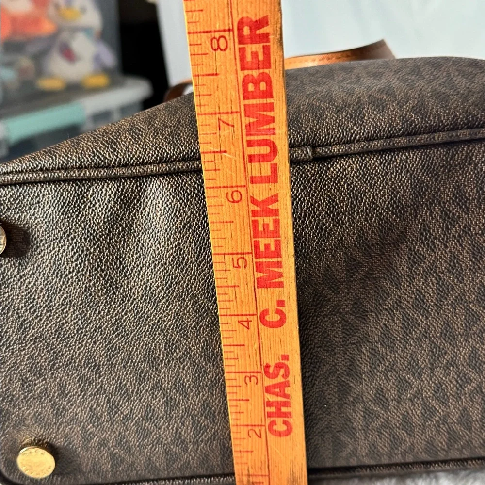 Michael Kors MK Brown Signature Tote Purse Shoulder Bag - Picture 7 of 7